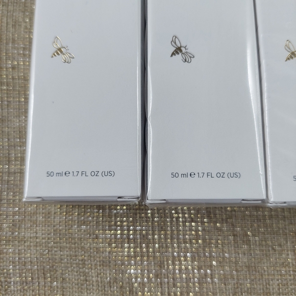 Lot Of 6 Jafra Royal Jelly Revitalize Longevity Balm 1.7oz/50ml New in Box - Picture 6 of 6